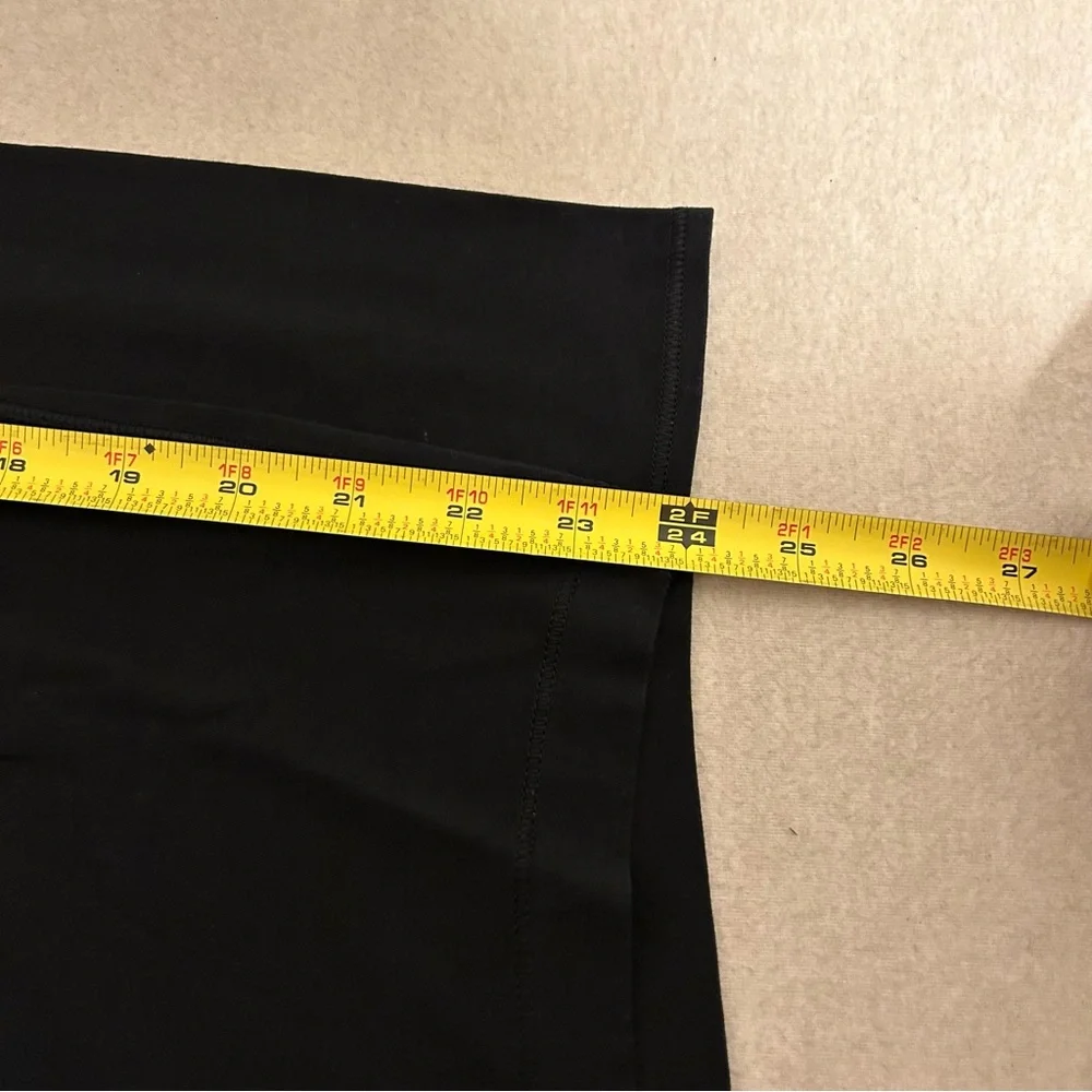 Lululemon To The Point Long Sleeve Black Shirt size‎ 6